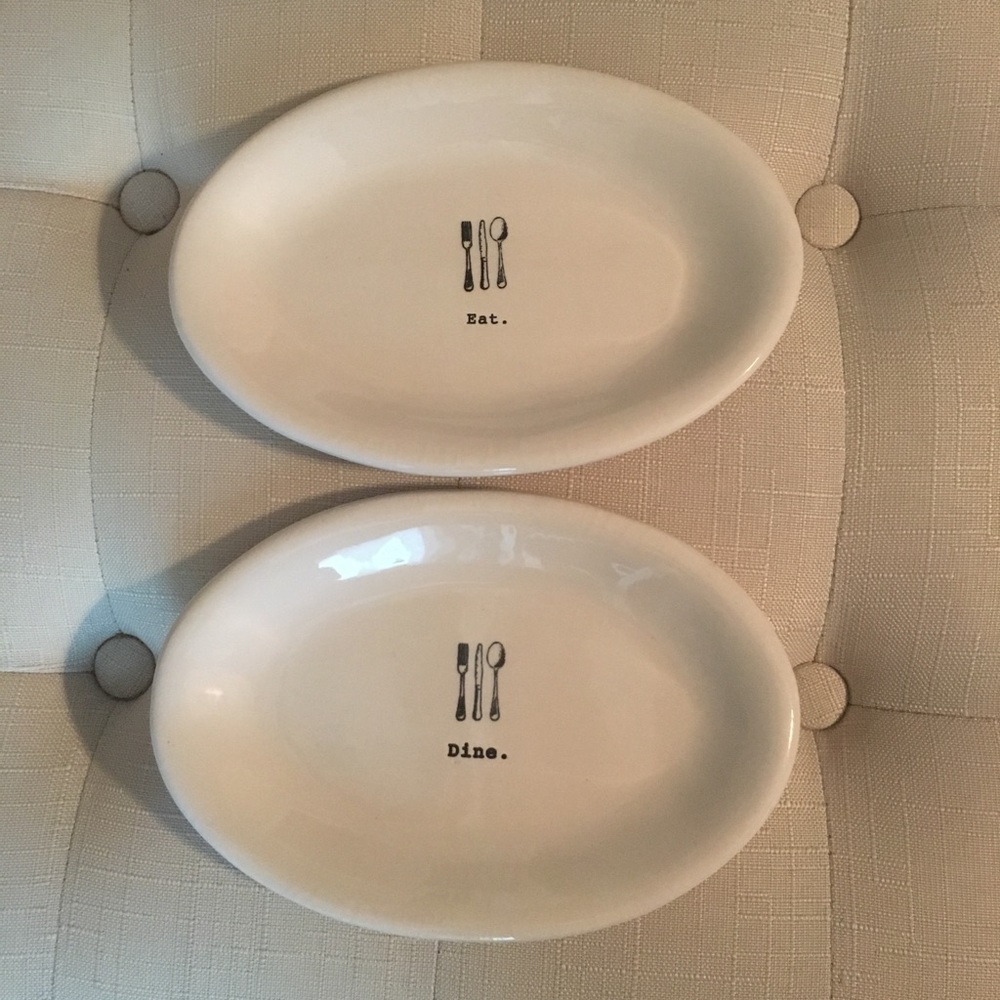 Rae Dunn Plate Set